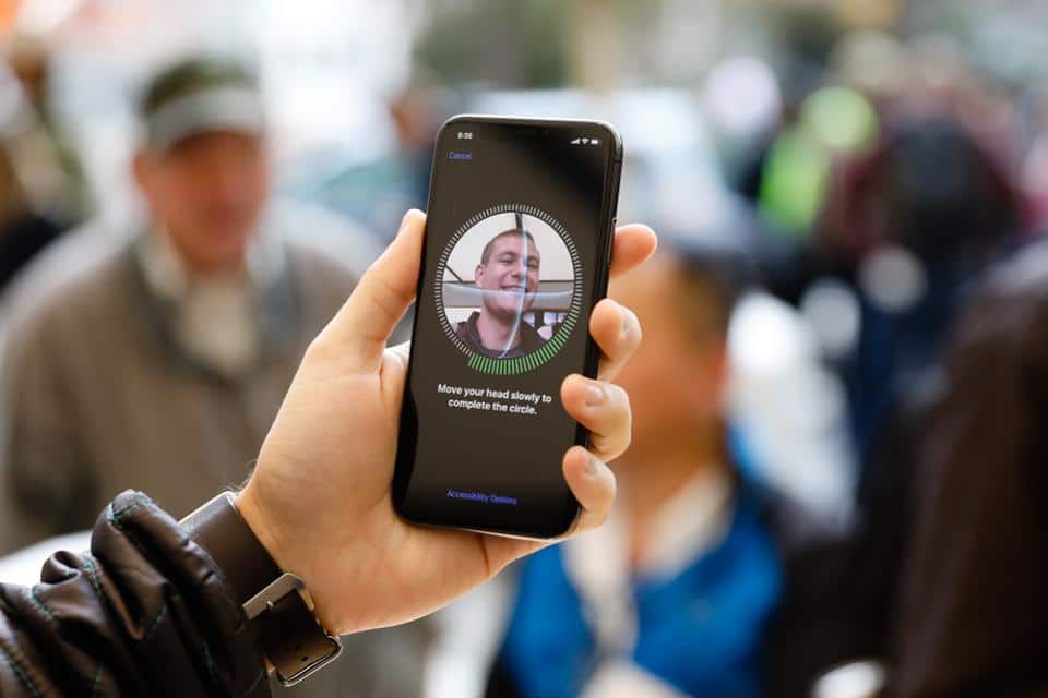 Can Face Recognition Work With Eyes Closed? 2 Can Face Recognition Work With Eyes Closed? 1