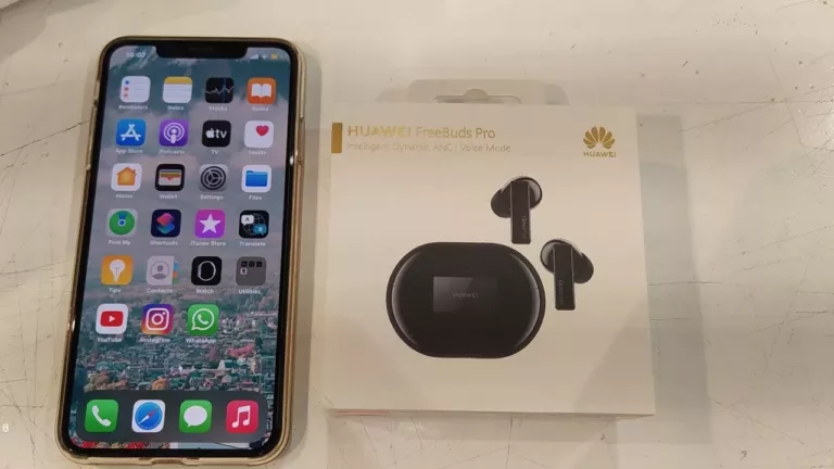 How to Use HUAWEI FreeBuds Pro with Your iPhone 13