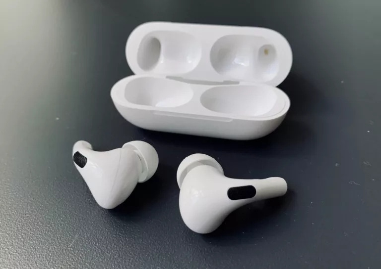 How to Test Airpod Surround Sound Experience 11