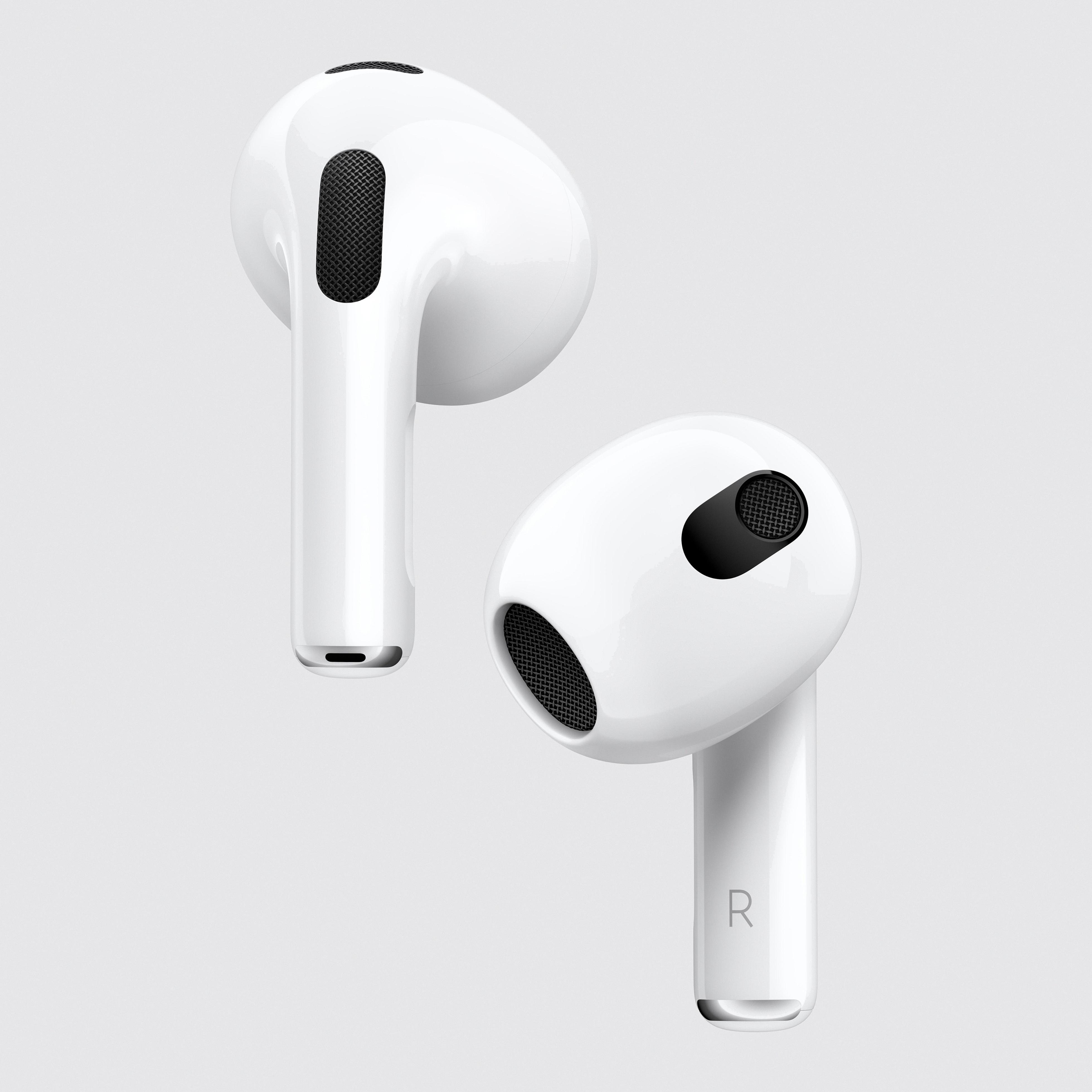 Airpods vs Earpods Microphone Quality 3