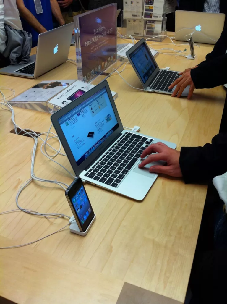 Can Apple Blacklist Your Macbook? 7