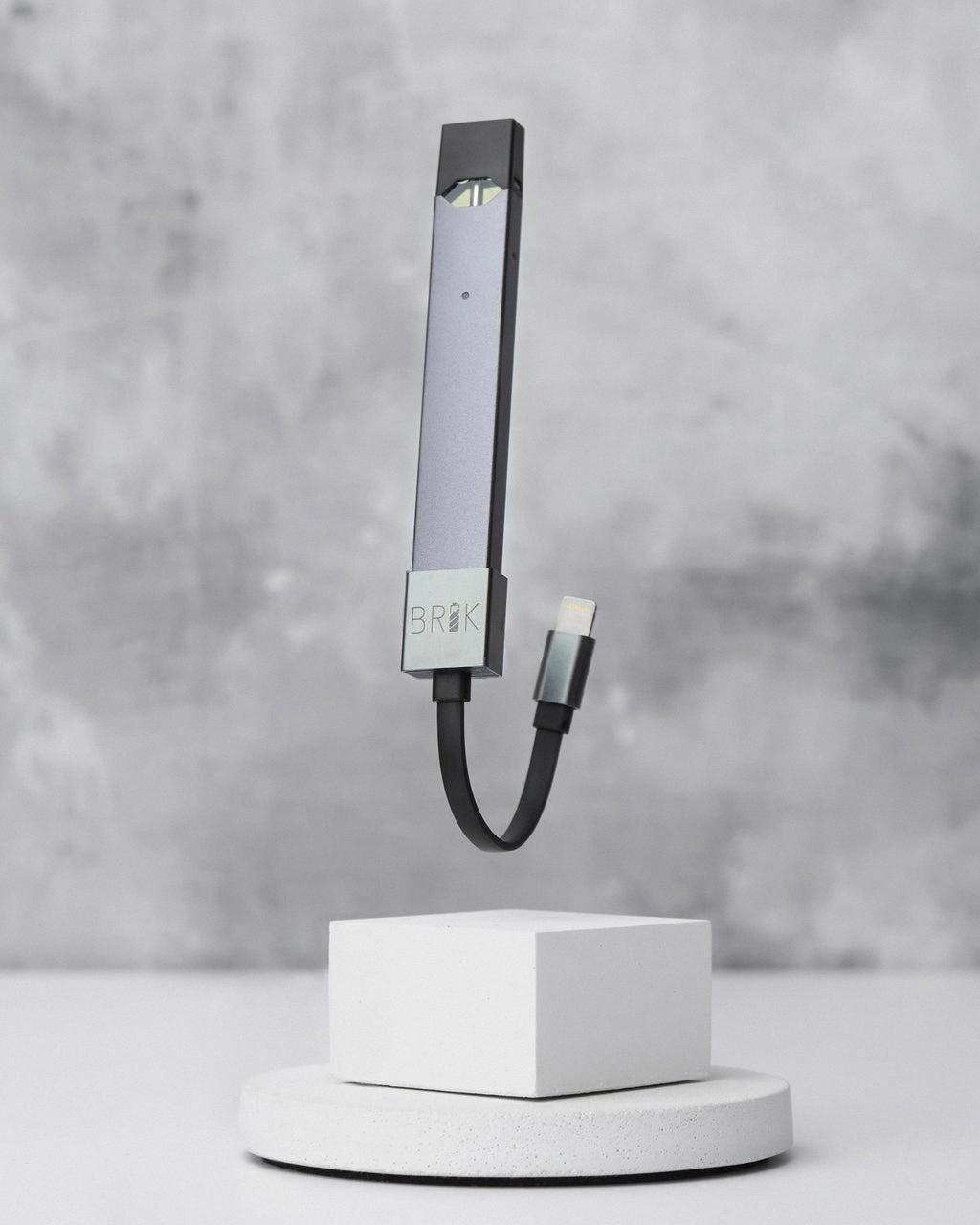 How To Charge Juul With Iphone Charger Can You Charge Your JUUL with an iPhone Charger - DeviceMAG