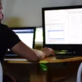 How to Connect Acer Monitor to Your MacBook Air 17
