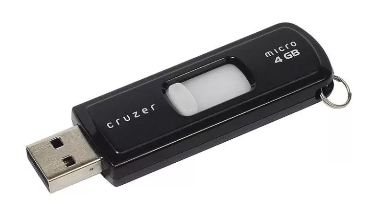 How to Easily Connect a USB Drive to Your Macbook 17