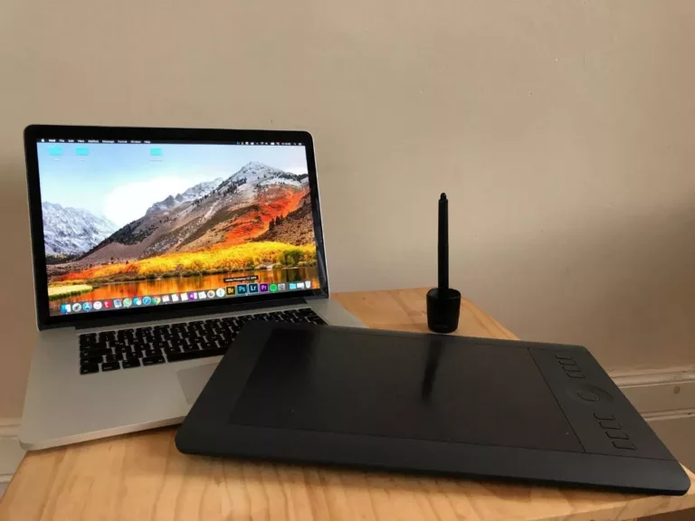 How to Connect Your Wacom Cintiq 16 to Your Macbook Pro 1