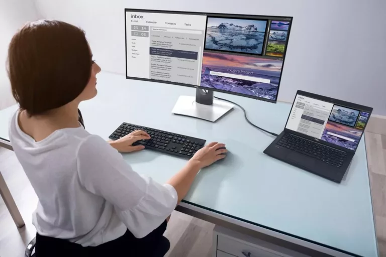 How to Connect a Dell Laptop to an Apple Monitor 13