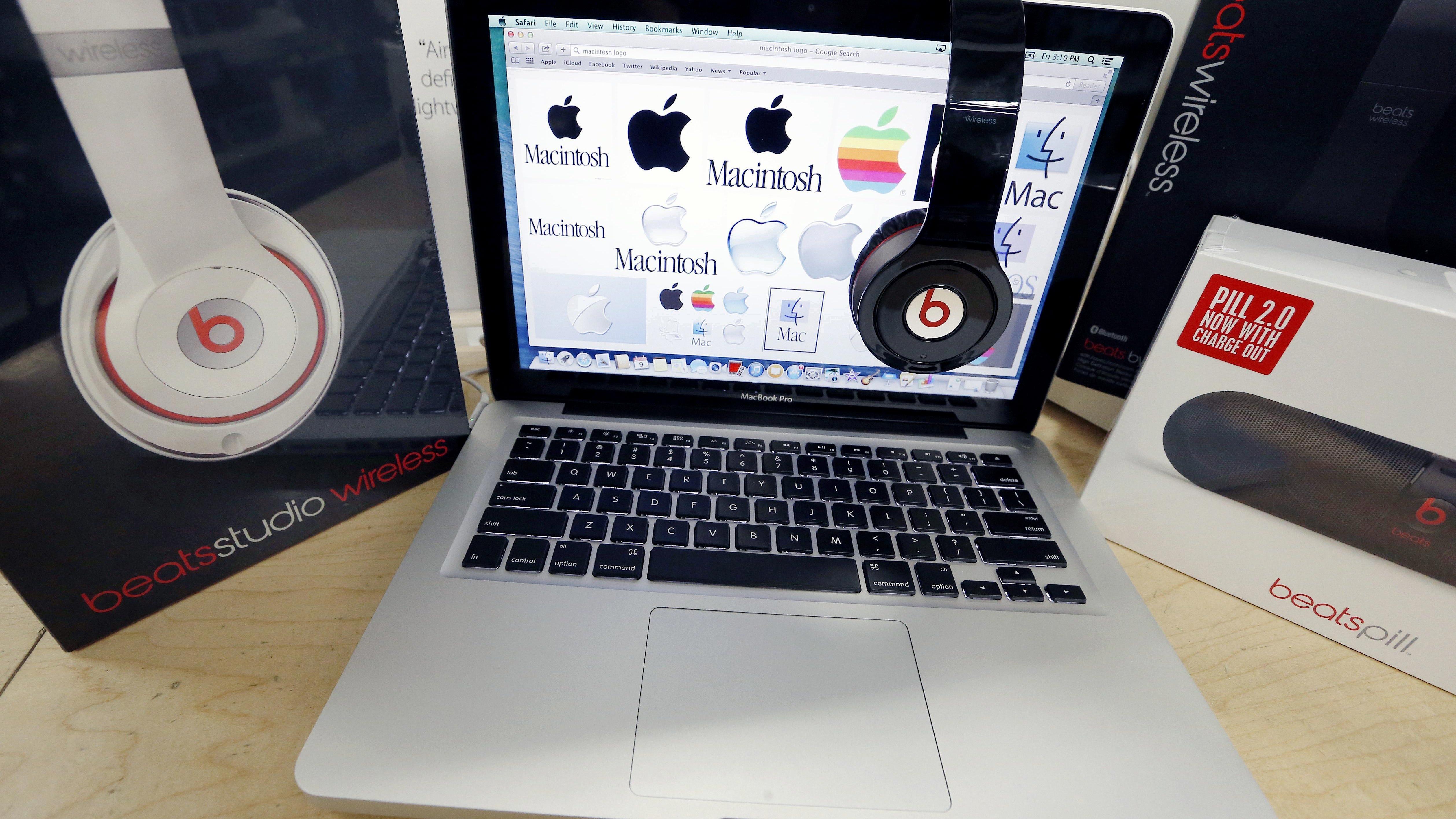 Are Macbooks still coming with Beats? 7