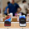 Does Apple Store Charge to Restore your iPhone 3