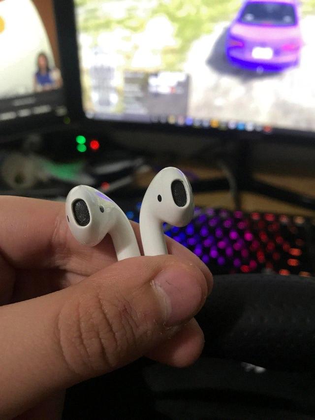 earwax in airpods mesh