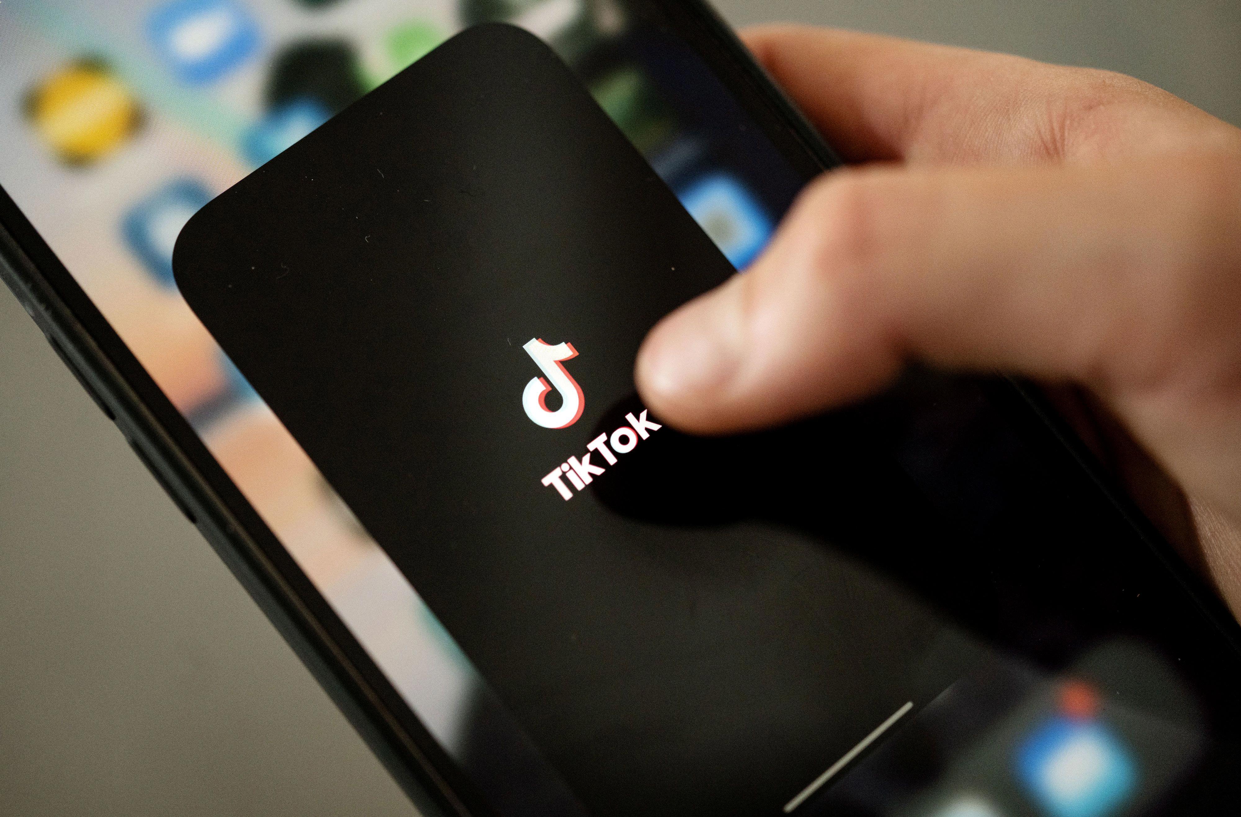 how search on tiktok