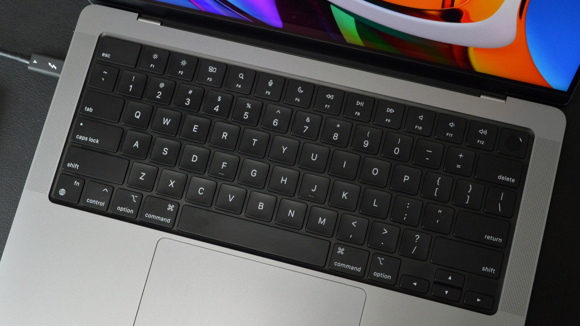 how to change keyboard light on macbook pro