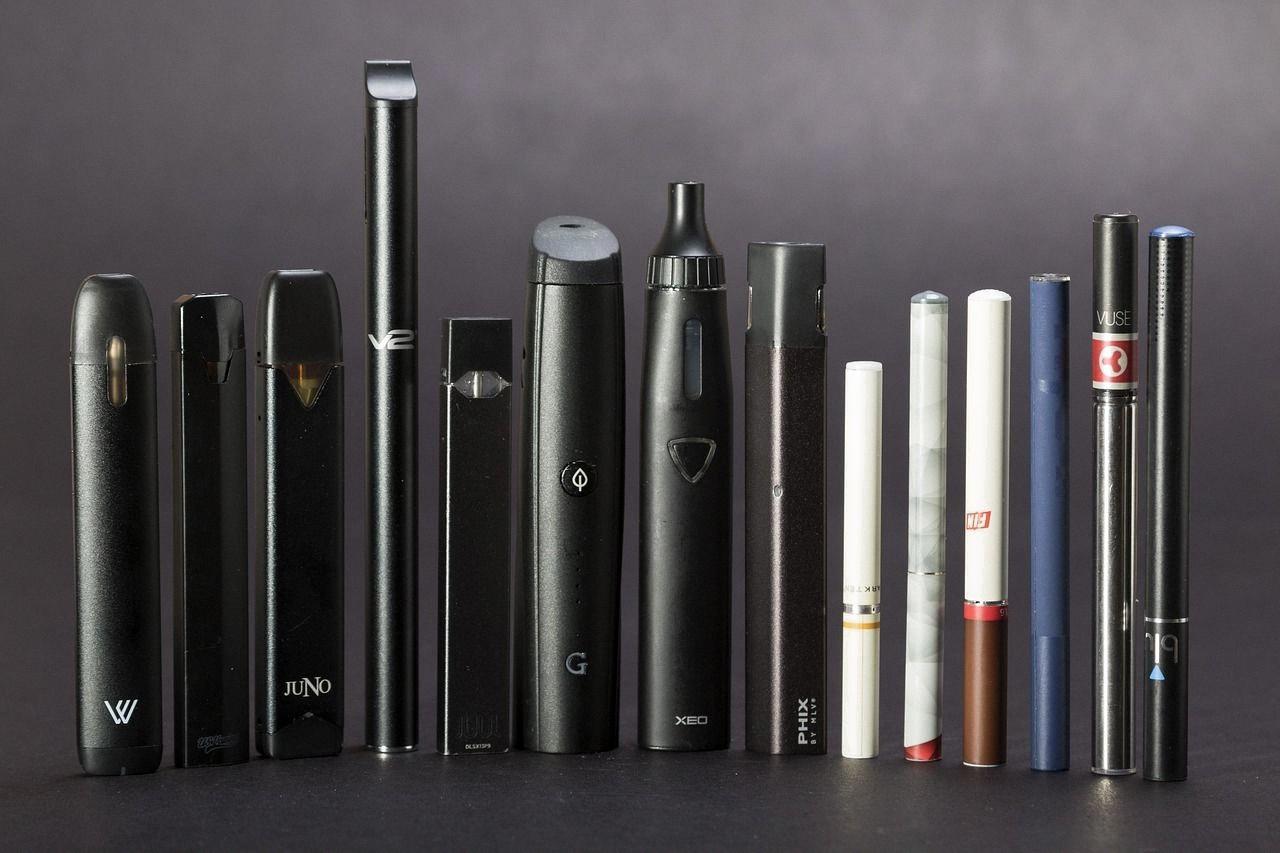 how to charge disposable vape with usb