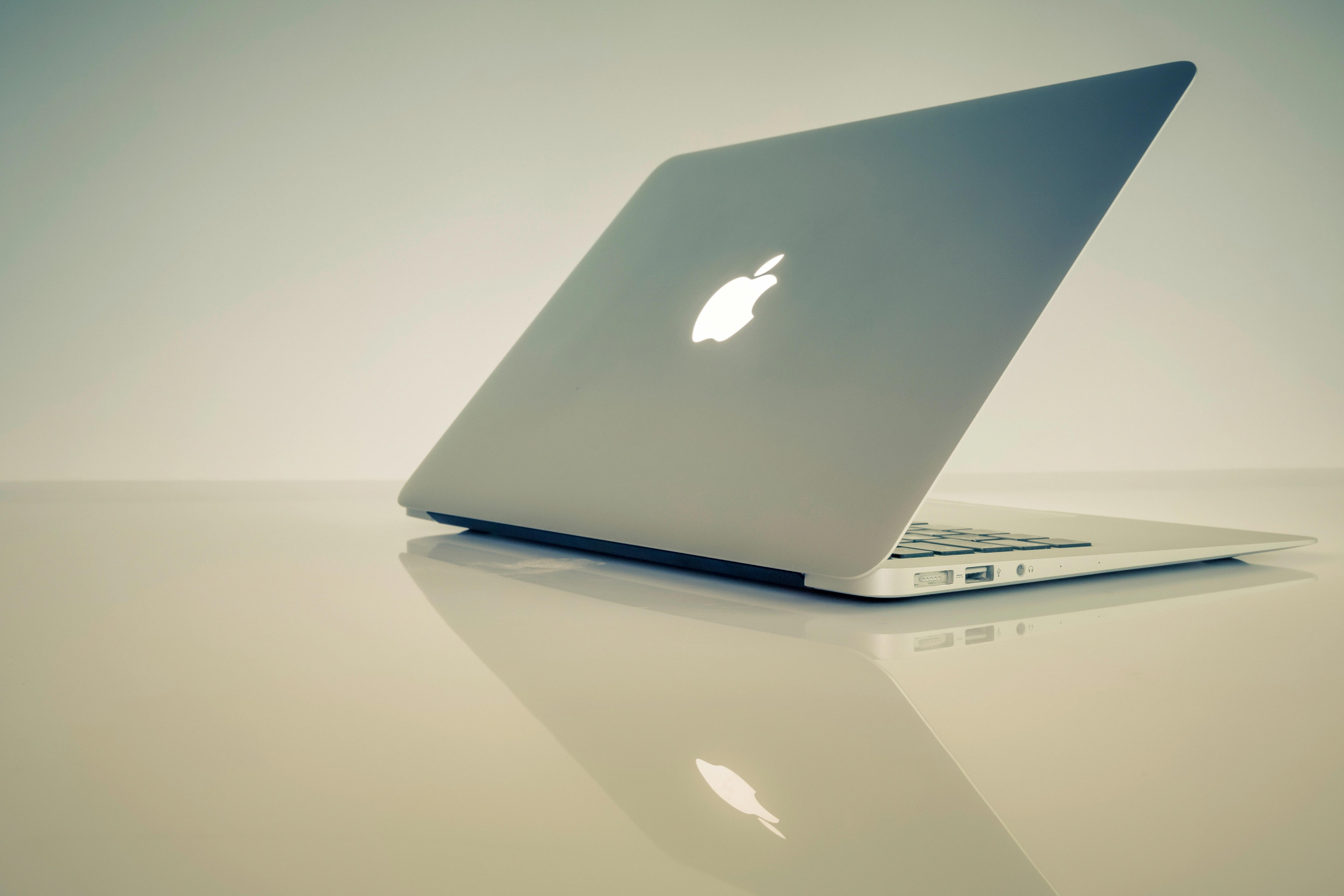 how to code on macbook air