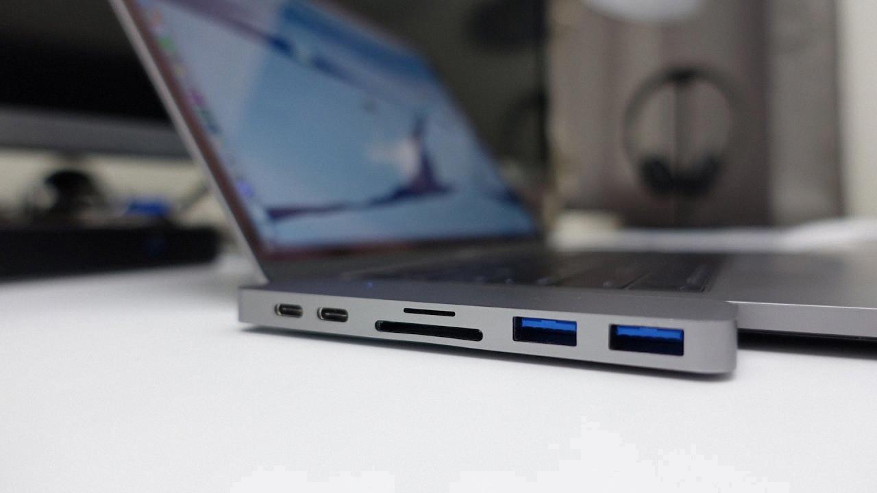 how to open usb on macbook pro