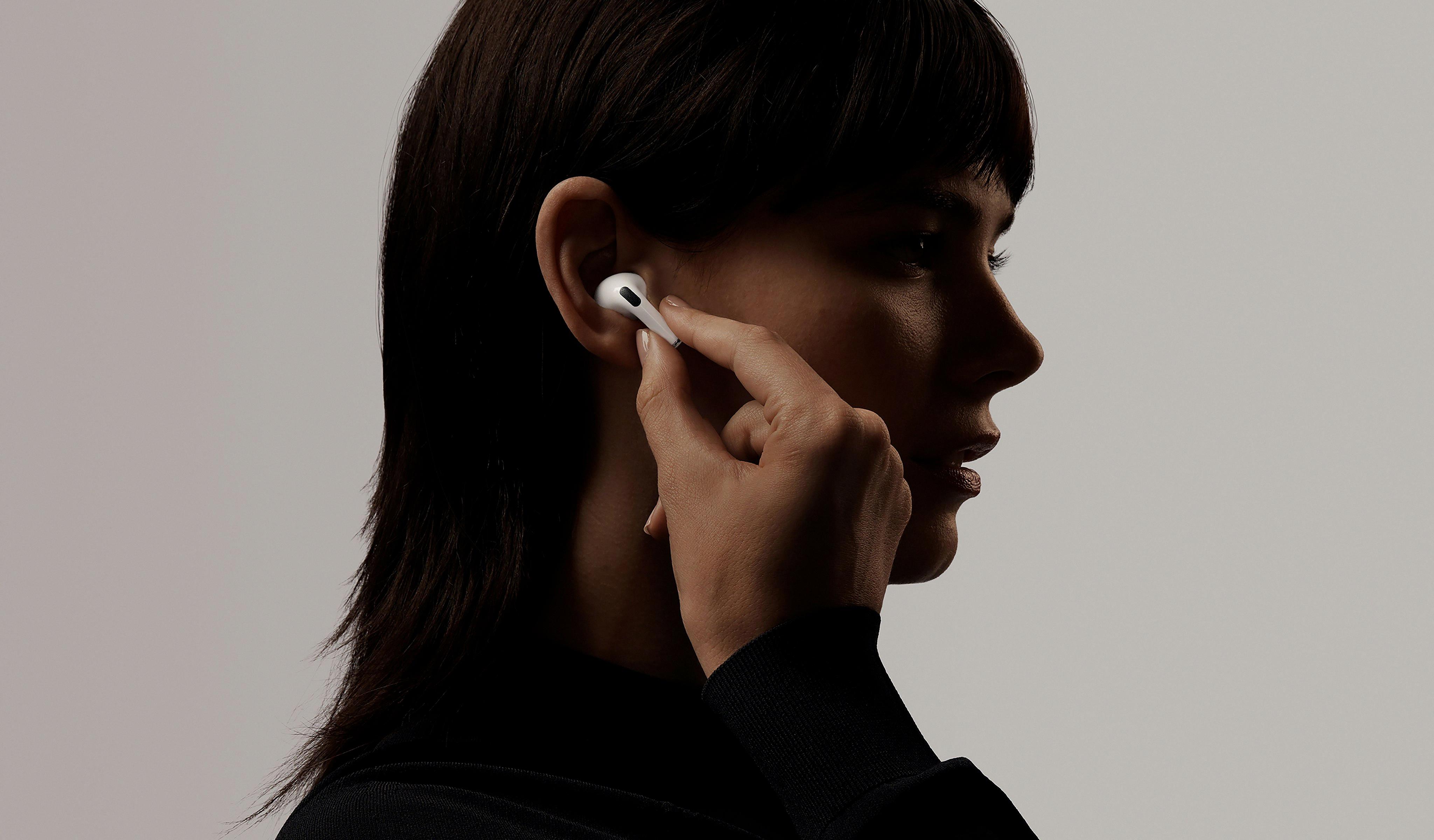 how to press play on airpods pro