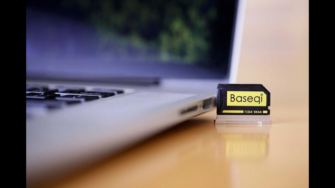 how to put an sd card in a macbook pro