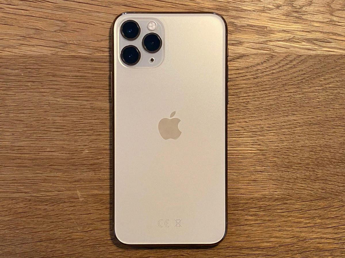 how to take burst photos on iphone 11 with timer