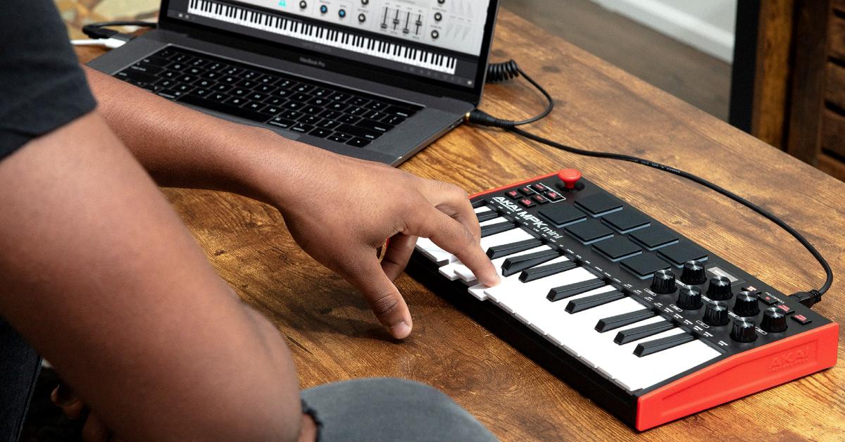 how to use akai mpk mini