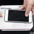 How to Connect an iPhone to a Projector via USB 7