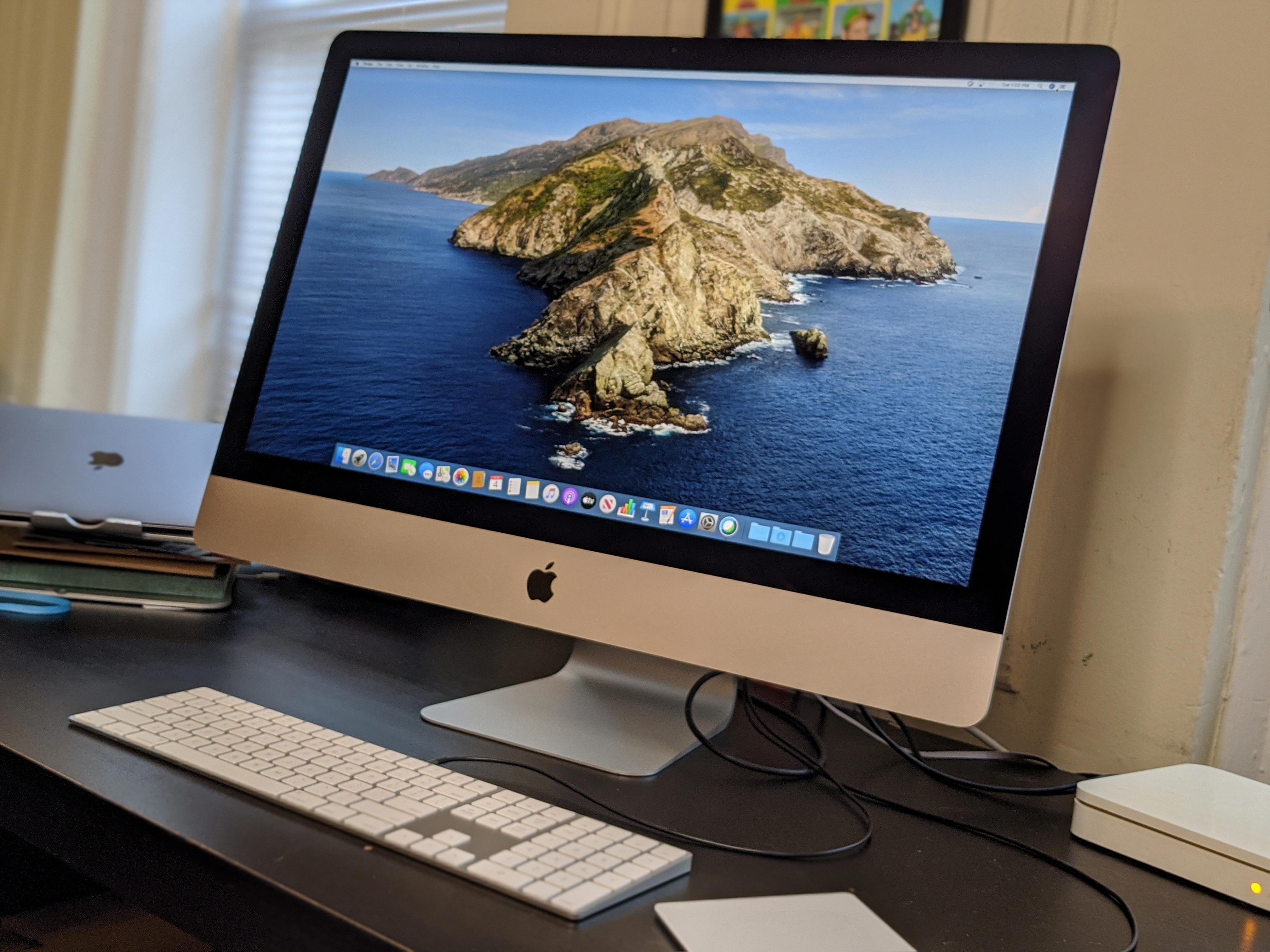 What Comes In The Box While Purchasing iMac 16