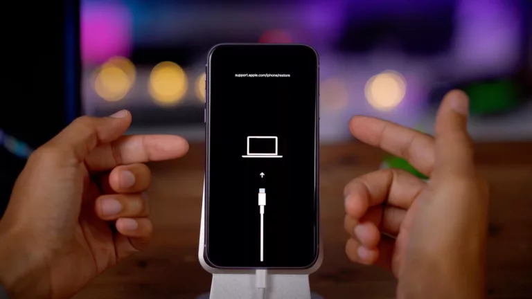 How to Fix an iPhone 11 Stuck on the Apple Logo 1