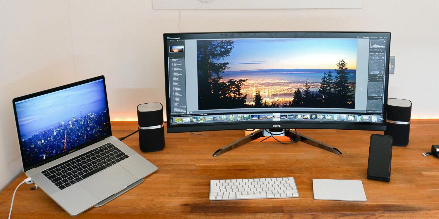 macbook pro screen scratch