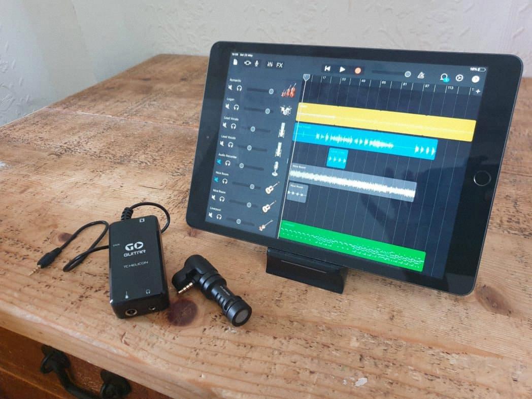 making music on garageband ipad