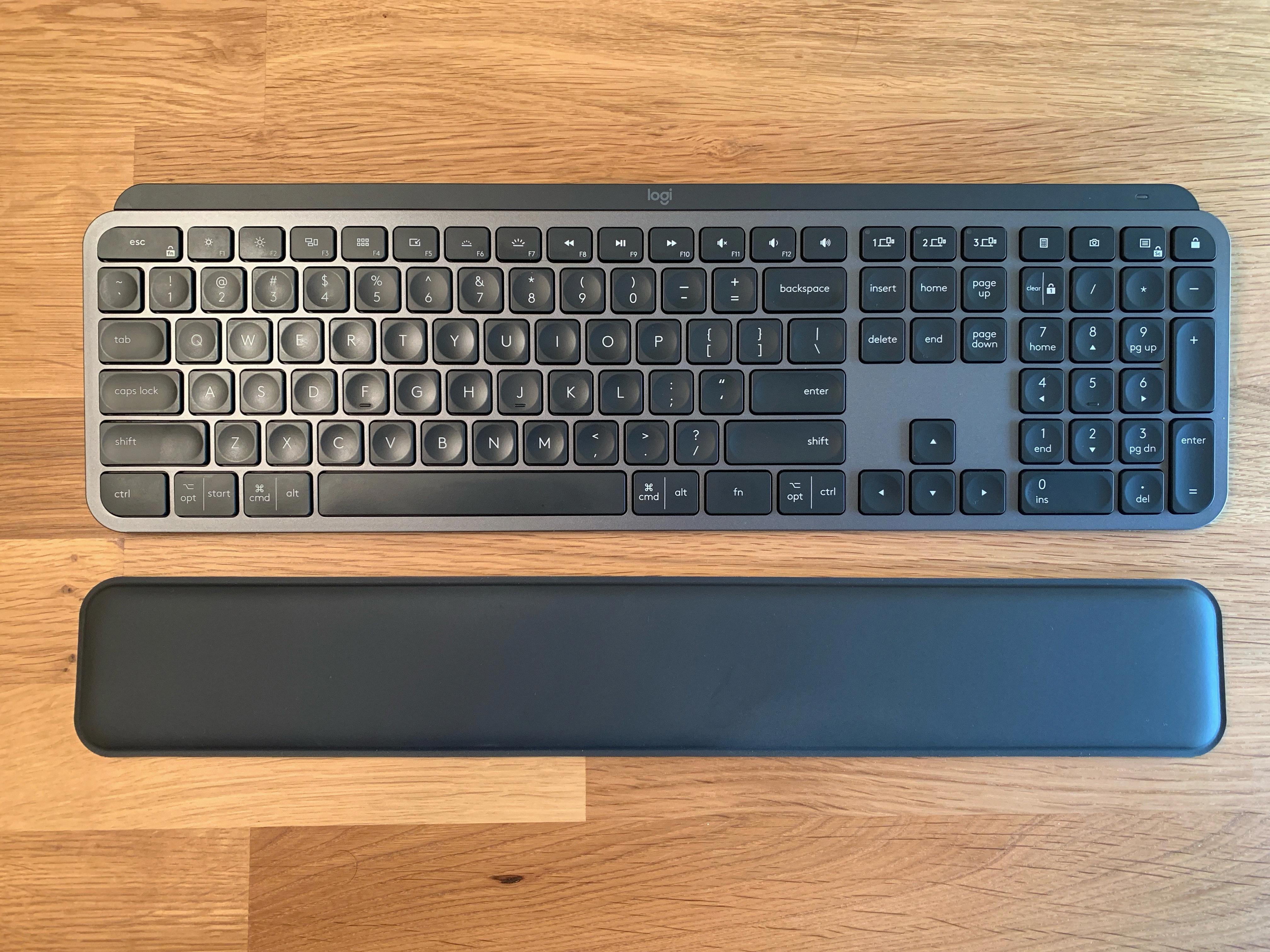 use logitech keyboard with mac