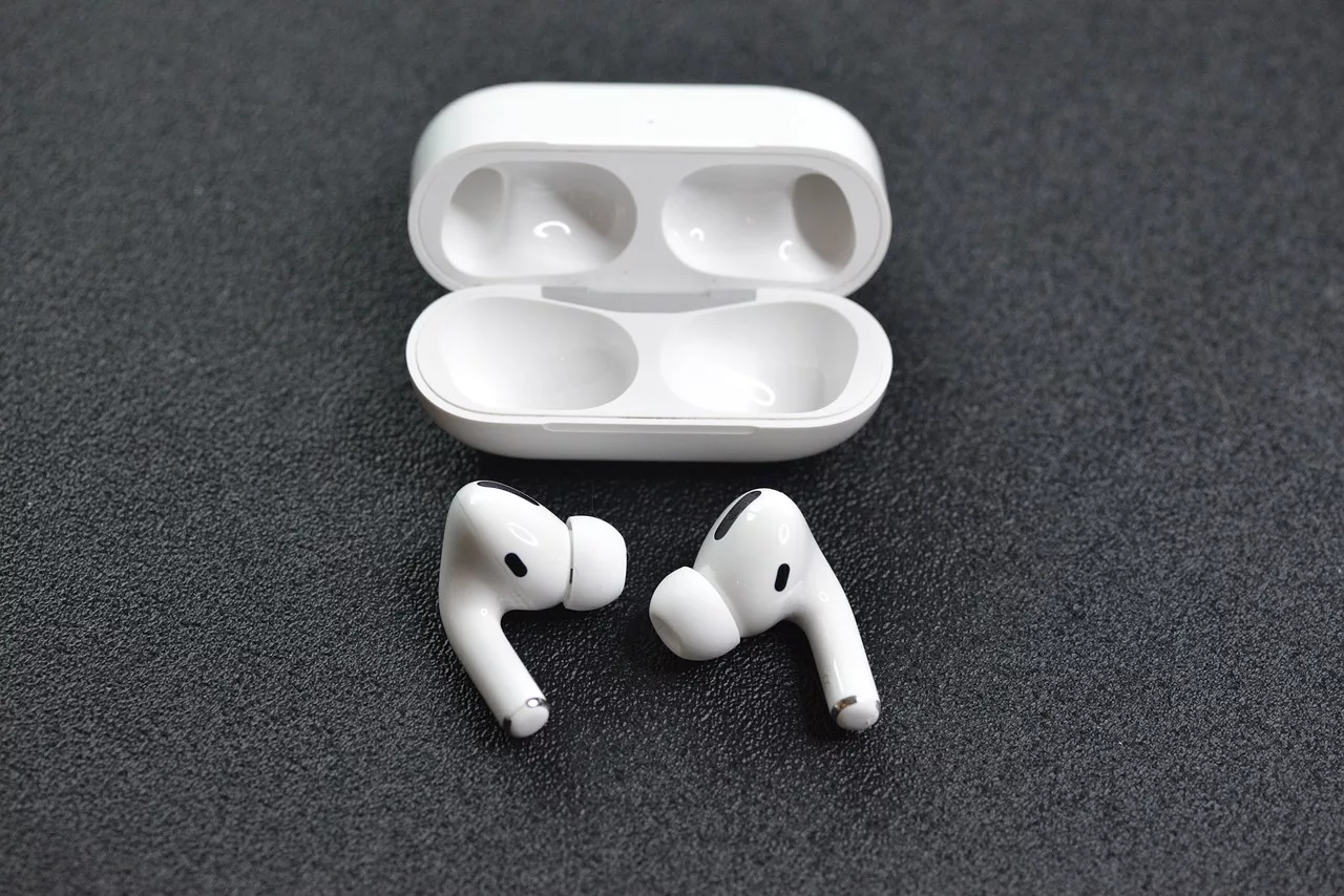 How Much Did It Cost To Make Airpods DeviceMAG