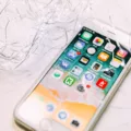How To Close Tabs On iPhone 8 7