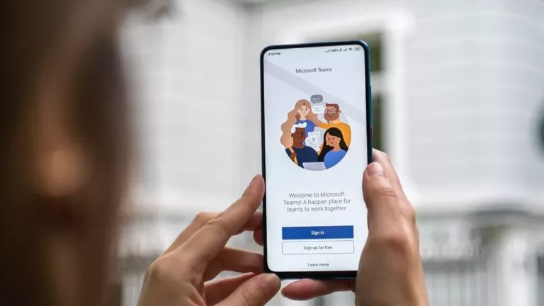 How To Keep Microsoft Teams Active On Your iPhone 5