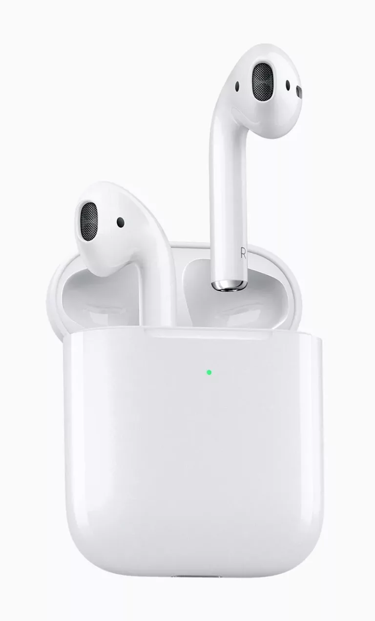 How To Change Songs with Your Airpods 13