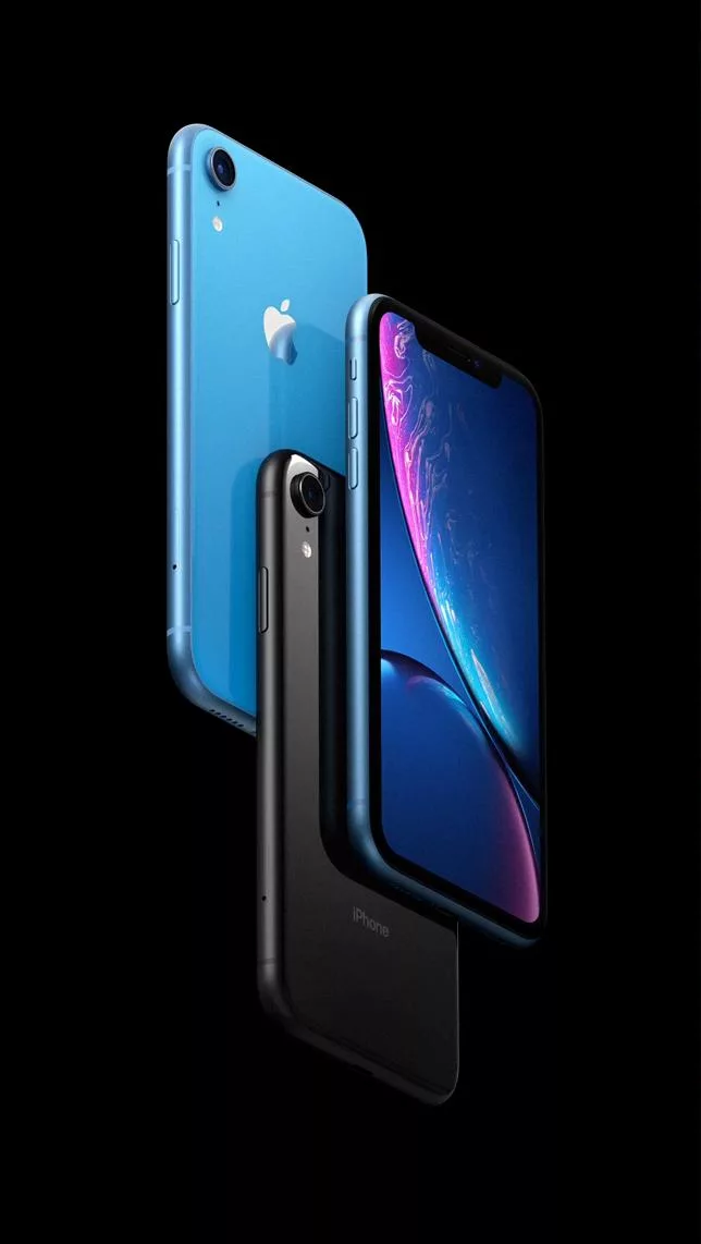 How To Fix Water-Damaged iPhone XR 1