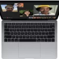 How To Make a Group Facetime On Macbook Air 13