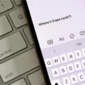 How To Keep Caps Lock On Your iPhone 1