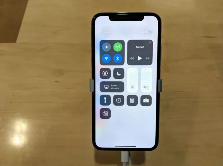 How To Remove The Home Button On iPhone 11 17