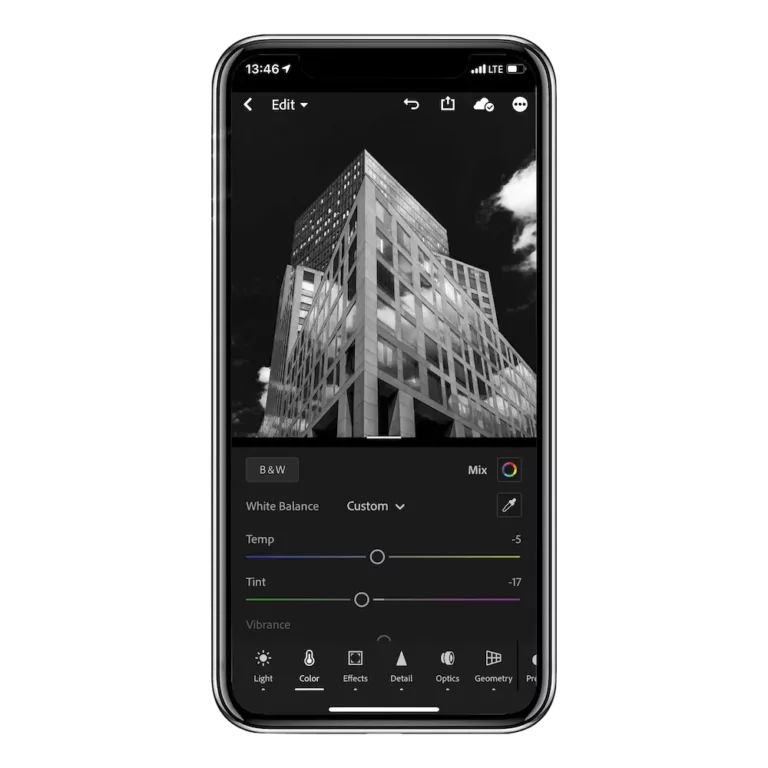 How to Invert Black & White Photos on Your iPhone 1