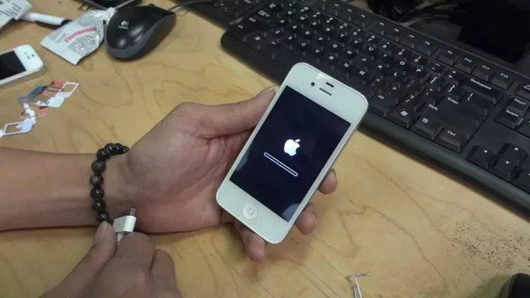 How To Unlock Your iPhone 4 Without Passcode Using Itunes 19
