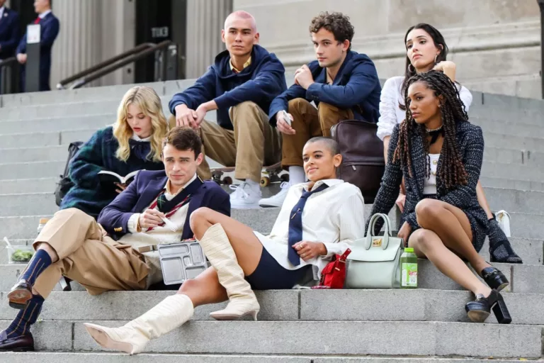 Where To Watch Gossip Girl Reboot 7
