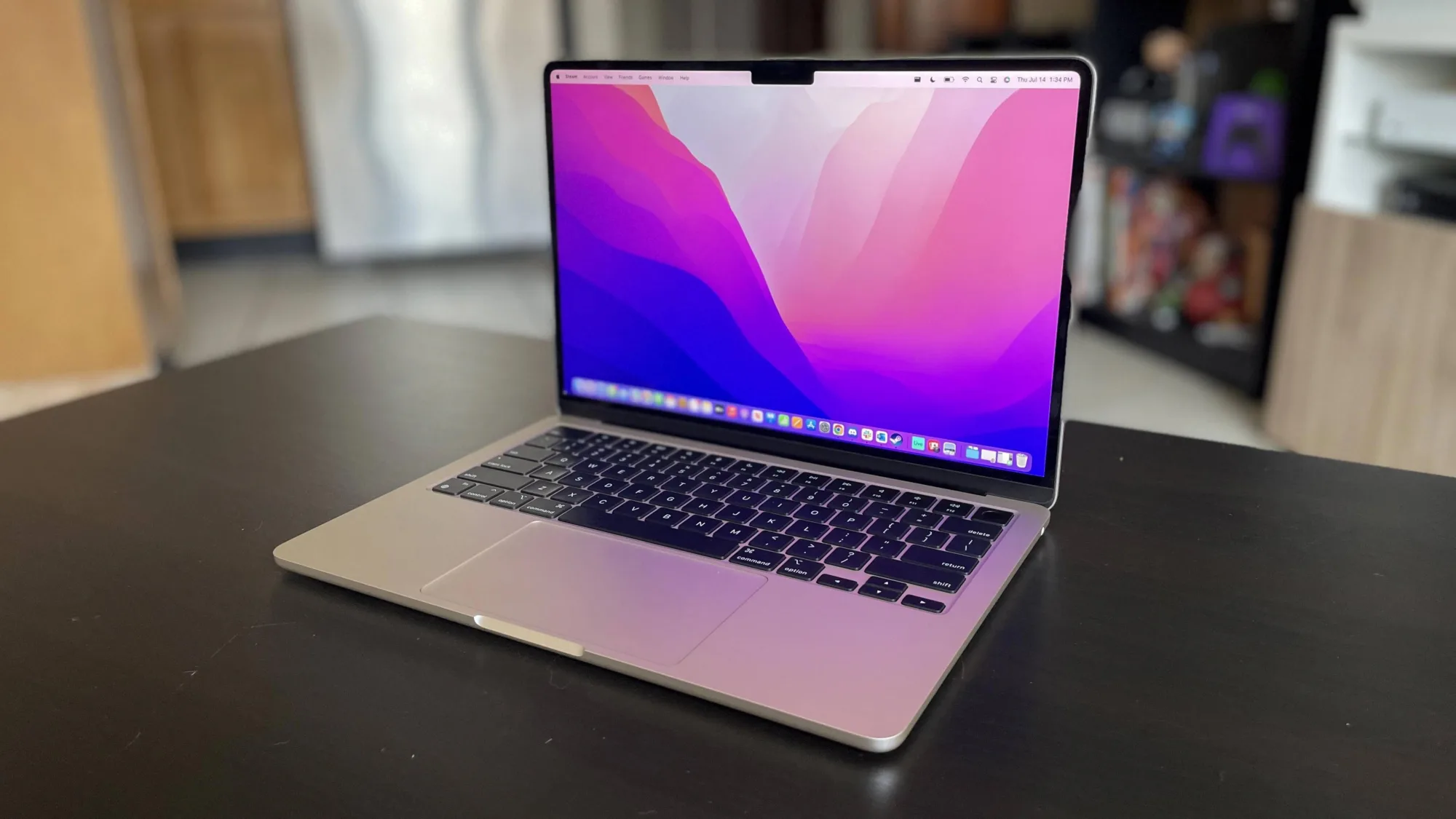 how to turn off macbook air screen when connected to tv