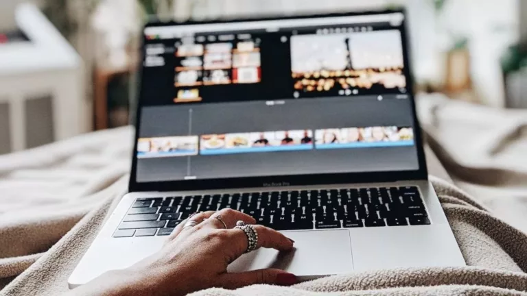 How to Use iMovie on Your MacBook Pro in 2020 5