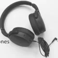 How to Connect Wired Headphones to Your iPhone 11 7