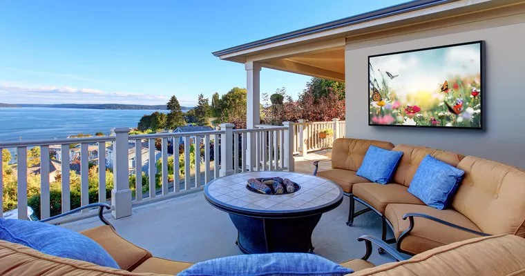 Enjoy Bright & Clear Viewing Experience with 85 Inch Outdoor TV 1