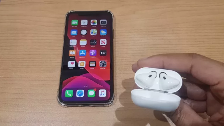 How to Use AirPods with iPhone XR 9
