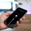 How to Connect Your iPhone XS Max to iTunes 9