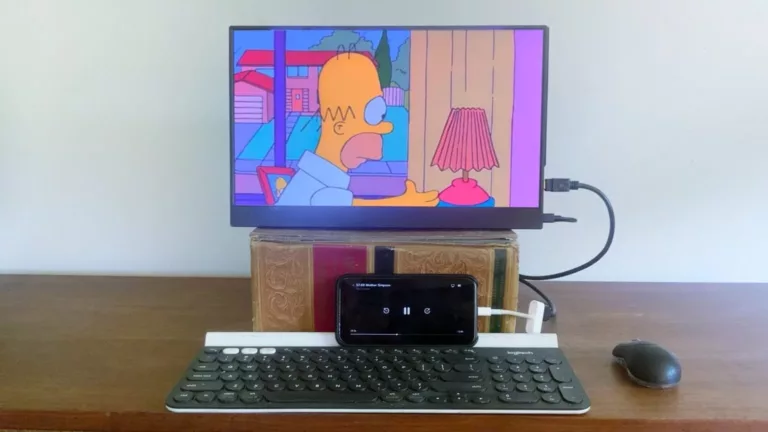How to Connect Your iPhone to a Secondary Display 15
