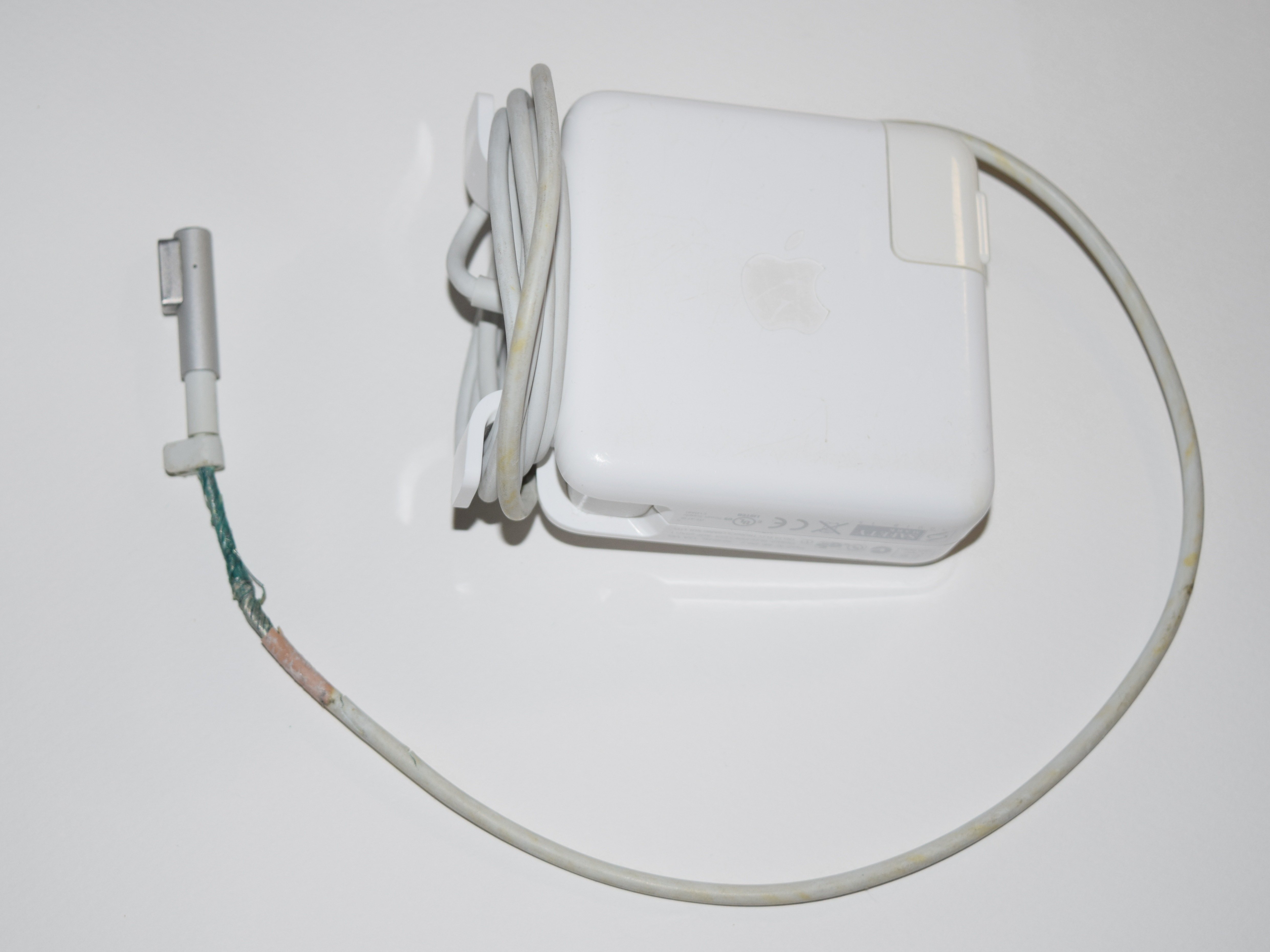 How to Fix a Frayed Mac Charger and Prevent Future Damage 15