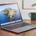 Uncovering the Charging Time for Your MacBook Air 2020 7