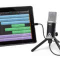 How to Choose the Best Microphone for GarageBand on iPad? 1