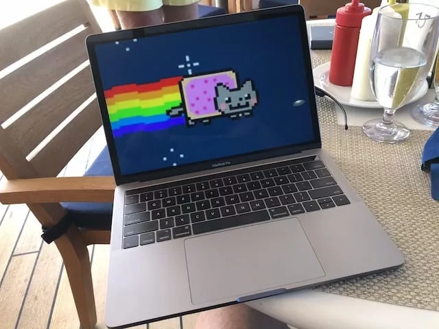 How to Set a GIF as Your Macbook Background? 17